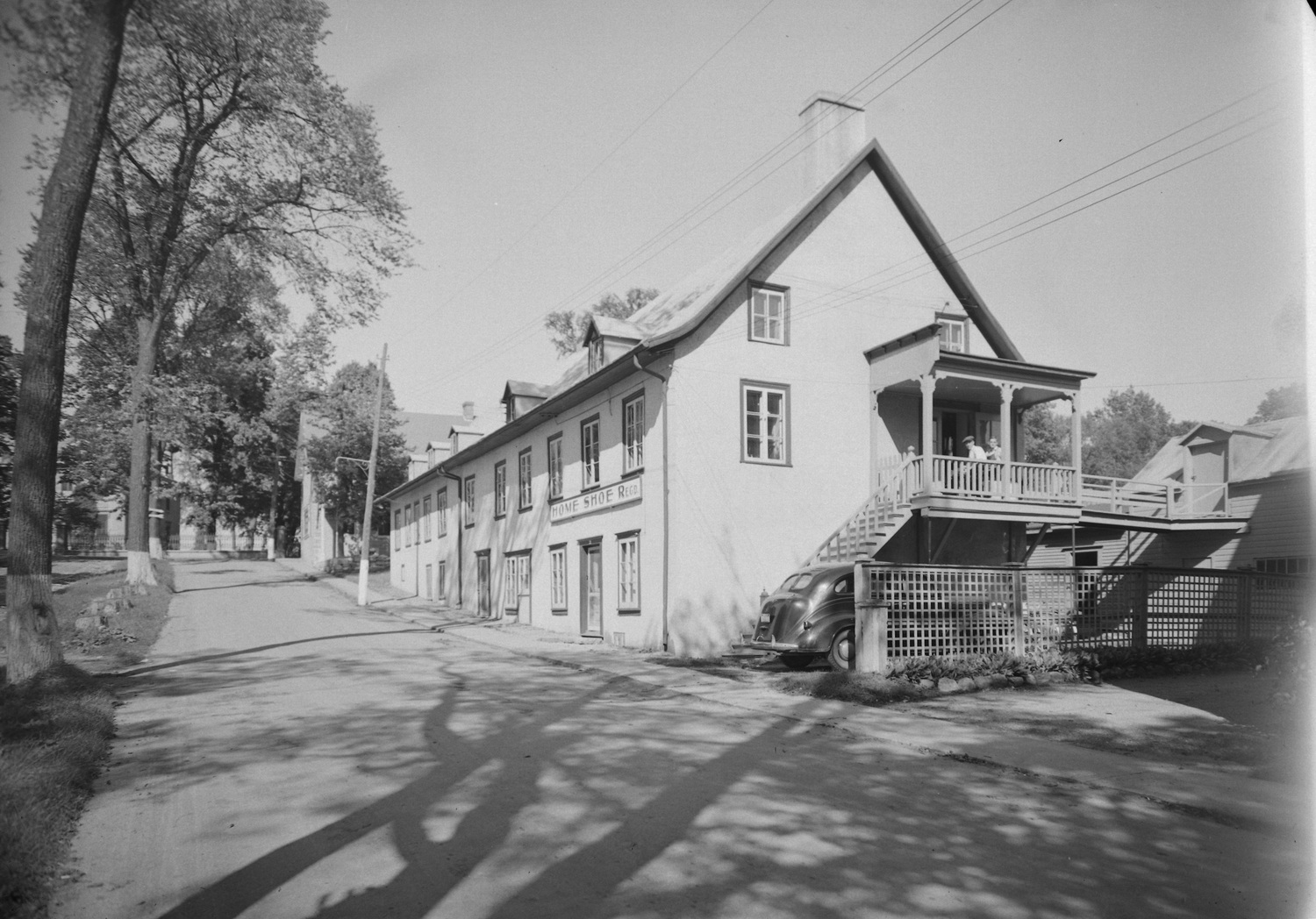 La Home Shoe and Footwear